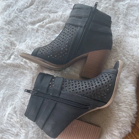 Brash heels - Picture 4 of 7